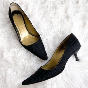 Givenchy Black Pointed Toe Leather Logo Heels 38/8